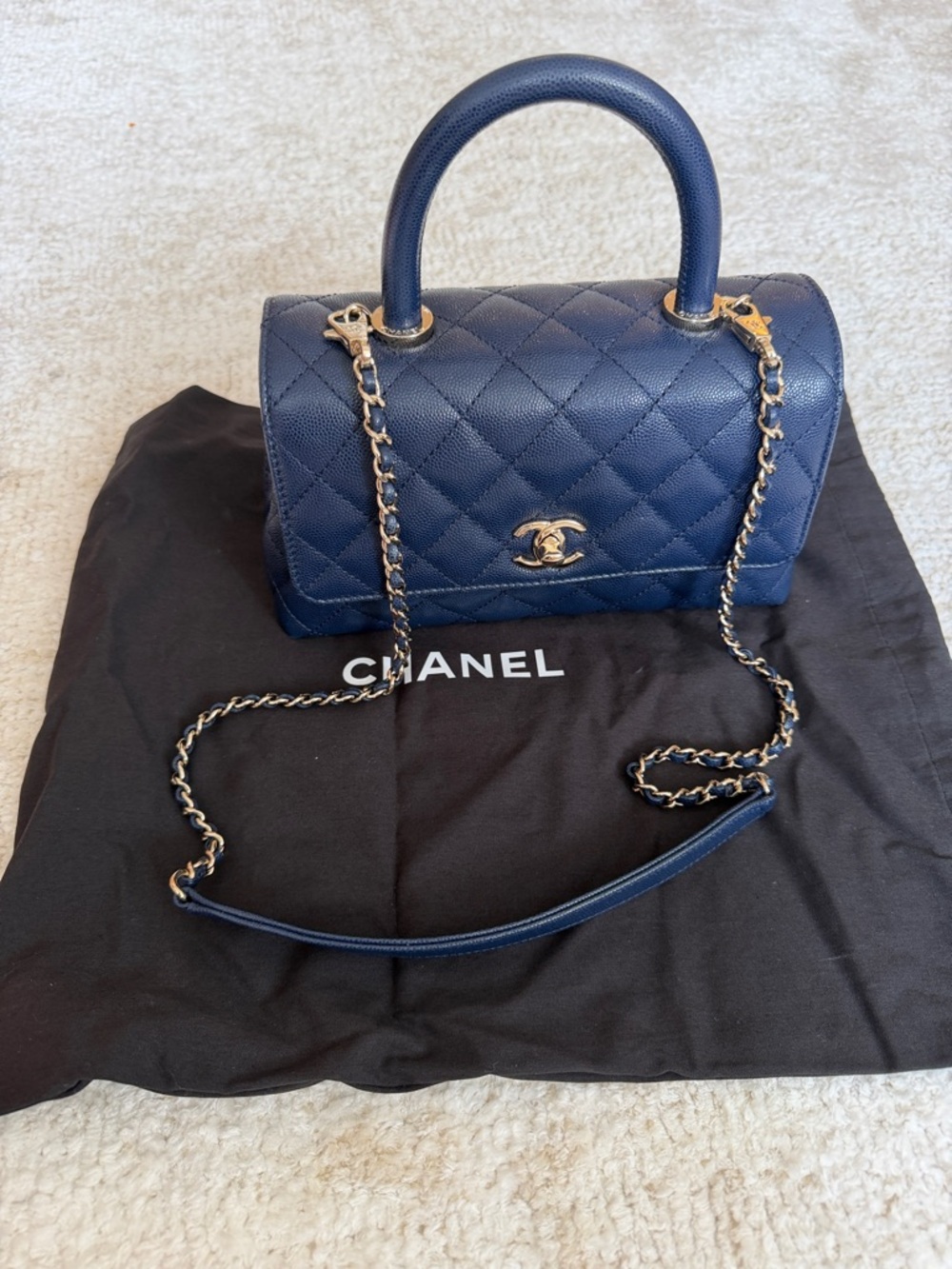 CHANEL navy quilted flap bag with handle
